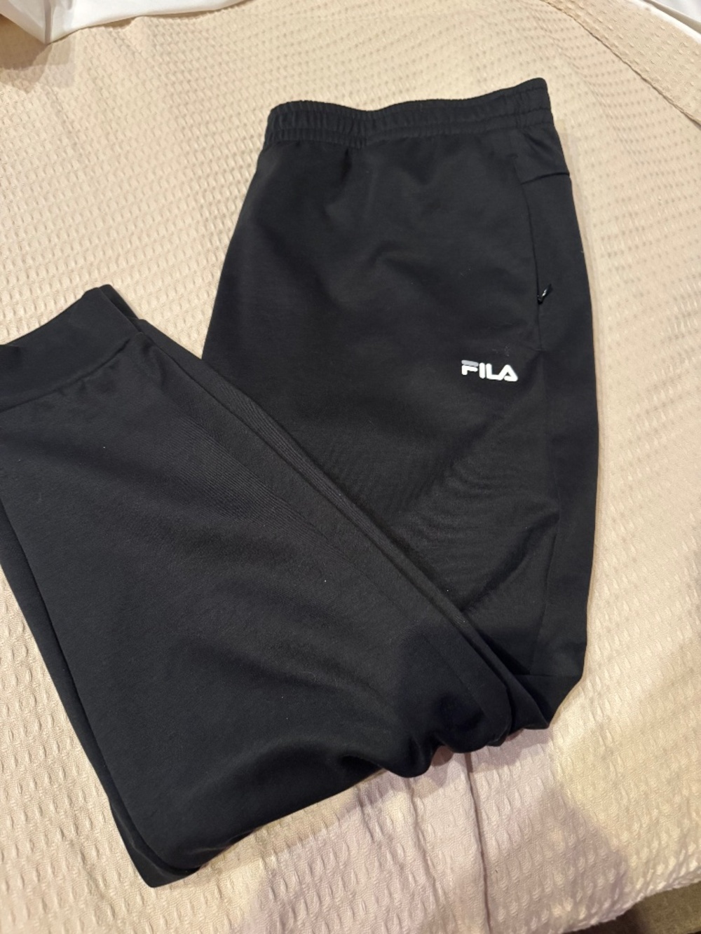Men’s Fila joggers, XXL, black, excellent condition